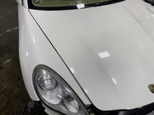 Load image into Gallery viewer, Hood Porsche Panamera 2011 - 1406924