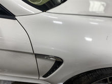 Load image into Gallery viewer, FRONT FENDER Panamera 2010 10 2011 11 2012 12 2013 13 Right - 1406952