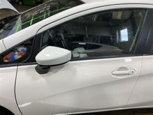 Load image into Gallery viewer, Front Door Nissan Versa 2018 - 1407022