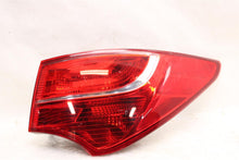 Load image into Gallery viewer, OUTER TAIL LIGHT LAMP Hyundai Santa Fe 13 14 15 16 Right - 1409602