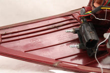 Load image into Gallery viewer, OUTER TAIL LIGHT LAMP Hyundai Santa Fe 13 14 15 16 Right - 1409602