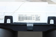 Load image into Gallery viewer, SPEEDOMETER CLUSTER Hyundai Santa Fe 2015 15 2016 16 - 1409631