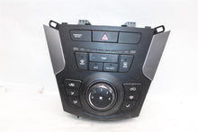 Load image into Gallery viewer, FRONT TEMPERATURE CONTROLS Hyundai Santa Fe 13 14 15 16 - 1409639