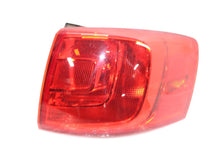 Load image into Gallery viewer, OUTER TAIL LIGHT LAMP Jetta 2011 11 2012 12 2013 13 2014 14 Right - 1410981