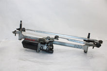 Load image into Gallery viewer, WINDSHIELD WIPER MOTOR Hyundai Santa Fe 13 14 15 16 17 18 19 - 1411434