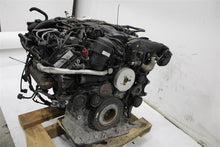 Load image into Gallery viewer, ENGINE MOTOR Cayenne 2013 13 2014 14 3.0L DIESEL VIN F - 1420502