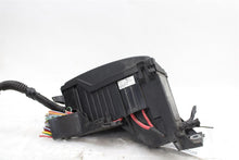 Load image into Gallery viewer, FUSE BOX Land Rover Evoque 2018 18 2019 19 - 1421948