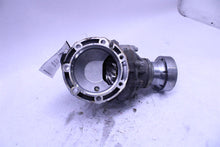 Load image into Gallery viewer, TRANSFER CASE CLA250 CLA45 GLA250 GLA45 GLAh 2014-2019 - 1422388