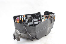 Load image into Gallery viewer, FUSE BOX Audi Q7 07 08 09 10 11 12 13 14 - 1424793
