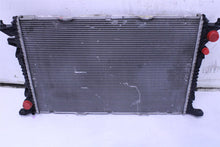 Load image into Gallery viewer, RADIATOR Audi A8 S8 11 12 13 14 15 16 - 1425821