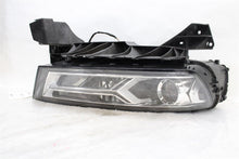 Load image into Gallery viewer, HEADLIGHT LAMP ASSEMBLY Audi Q7 2017 17 2018 18 2019 19 Right - 1426251