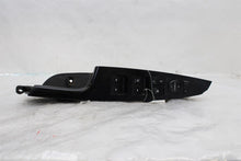 Load image into Gallery viewer, FRONT DOOR WINDOW SWITCH Hyundai Tucson 16 17 18 19 20 21 - 1426594