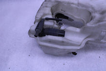 Load image into Gallery viewer, WINDSHIELD WASHER FLUID RESERVOIR BOTTLE Countryman Paceman 11-16 - 1427001