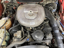 Load image into Gallery viewer, ENGINE MOTOR Mercedes-Benz 560 560 SEL 560SL 86 87 88 89 - 1427204