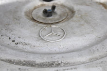 Load image into Gallery viewer, Air Cleaner Box Mercedes-Benz 560SL 1987 - 1427207