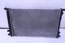 Load image into Gallery viewer, RADIATOR Audi Q5 A4 A5 A6 2009 09 2010 10 2011 11 2012 12 Auto - 1428158