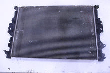 Load image into Gallery viewer, RADIATOR Land Rover LR2 2008 08 2009 09 2010 10 2011 11 - 1428690