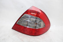 Load image into Gallery viewer, TAIL LIGHT LAMP ASSEMBLY E350 E550 E280 E300 E320 E63 07-09 Right - 1430728