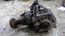 Load image into Gallery viewer, TRANSFER CASE Land Rover Evoque 14 15 16 17 18 19 - 1432246