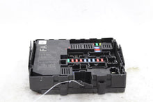 Load image into Gallery viewer, FUSE BOX Nissan NV 1500 NV2500 NV3500 12 13 14 15 16 - 1437425