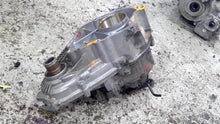 Load image into Gallery viewer, TRANSFER CASE BMW X5 X6 14 15 16 17 18 19 - 1437822