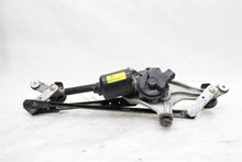 Load image into Gallery viewer, WINDSHIELD WIPER MOTOR Hyundai Tucson 16 17 18 19 20 21 - 1438429