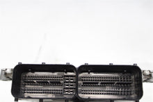 Load image into Gallery viewer, ECU ECM COMPUTER Kia Sorento 2019 19 2020 20 - 1439536