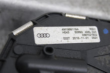Load image into Gallery viewer, WINDSHIELD WIPER MOTOR Audi Q7 2017 17 2018 18 2019 19 - 1439983