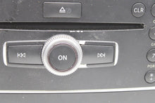 Load image into Gallery viewer, Radio Mercedes-Benz GLK350 2012 - 1442514