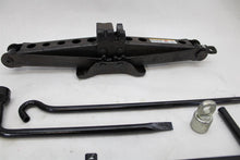 Load image into Gallery viewer, JACK Toyota Highlander 2015 15 - 1442842