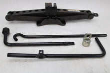 Load image into Gallery viewer, JACK Toyota Highlander 2015 15 - 1442842