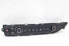 Load image into Gallery viewer, Temperature Controls Toyota Highlander 2015 - 1442893