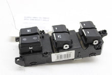 Load image into Gallery viewer, FRONT DOOR WINDOW SWITCH Hyundai Tucson 16 17 18 19 20 21 - 1447659