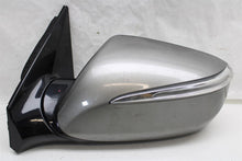 Load image into Gallery viewer, Side View Door Mirror Hyundai Santa Fe 2018 - 1448379