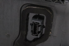 Load image into Gallery viewer, OUTER TAIL LIGHT LAMP 528i 535i 550i Active 5 M5 14 15 16 Right - 1448727
