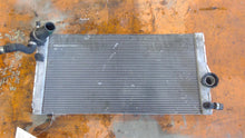 Load image into Gallery viewer, RADIATOR BMW 535i 535i Gt 740i 740il Active 5 2010-2017 AT - 1451857