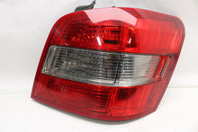 Load image into Gallery viewer, TAIL LIGHT LAMP ASSEMBLY GLK350 2010 10 2011 11 2012 12 Right - 1462978