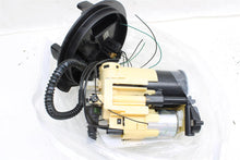 Load image into Gallery viewer, FUEL PUMP C250 C300 C350 C43 C63 E300 E350 E400 E550 GLC300 15-18 - 1464349