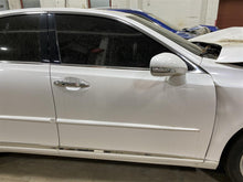Load image into Gallery viewer, FRONT DOOR Lexus ES350 07 08 09 10 11 12 Right - 1464557