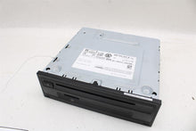 Load image into Gallery viewer, RADIO Volkswagen Atlas Golf Golf GTI Jetta Tiguan 18 19 20 - 1465701