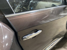 Load image into Gallery viewer, Front Door Nissan Murano 2019 - 1465874