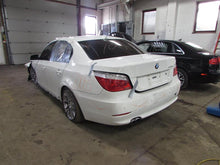 Load image into Gallery viewer, FRONT DOOR BMW 528i 525i 545i 550i 530i 2004 04 05 06 07 08 09 10 Right - 856294