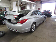 Load image into Gallery viewer, REAR BUMPER ASSEMBLY Hyundai Sonata 2011 11 2012 12 2013 13 - 1357471