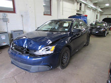 Load image into Gallery viewer, STRUT Jetta 2011 11 2012 12 2013 13 Front - 877211