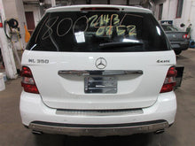 Load image into Gallery viewer, REAR DRIVE SHAFT ML320 ML350 ML550 2006 06 2007 07 08 09 10 11 - 905543