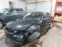 Load image into Gallery viewer, WHEEL RIM 323i 325ci 325i 328i 330ci 330i 330xi 335i 06-13 17x8 - 906462
