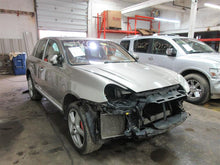 Load image into Gallery viewer, FRONT SPINDLE Cayenne 2003 03 04 05 06 07 08 09 10 Right - 908591