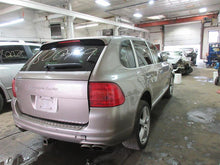Load image into Gallery viewer, FRONT SPINDLE Cayenne 2003 03 04 05 06 07 08 09 10 Right - 908591