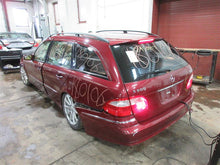 Load image into Gallery viewer, RADIATOR FAN ASSEMBLY Mercedes E350 E500 E55 E280 2005 05 2006 06 07 08 09 - 11 - 914715