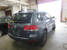 Load image into Gallery viewer, CV AXLE SHAFT Touareg Q7 2004 04 2005 05 06 07 08 09 Front - 929644